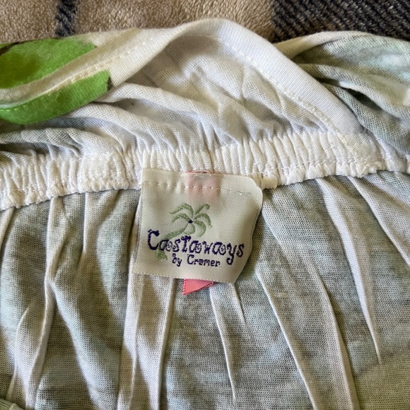 This Y2K-style bohemian dress features a "tattoo print" design with graphics - Picture 8 of 10